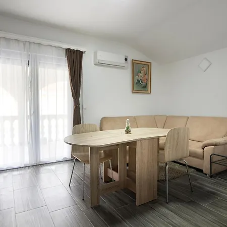 Appartamento Khala Vrsi